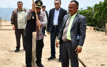Bupati Samosir Vandiko Gultom Patok Pondasi Monumen Toga Gultom di Onan Runggu, Target Rampung Maret 2027