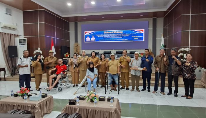 Pemko Pematangsiantar Salurkan Alat Kesehatan untuk 56 Lansia dan Penyandang Disabilitas