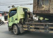 Truk Sampah DLH Pematangsiantar Berkarat dan Berlubang Masih Beroperasi, Warga Khawatir Bahayakan Pengendara