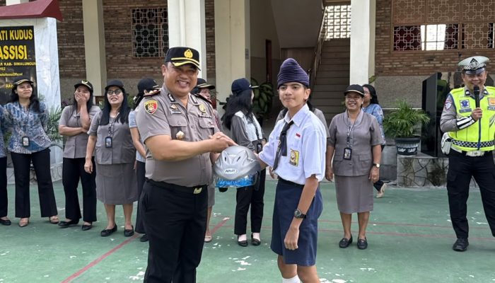 Polres Simalungun Gencarkan POLIDIK di Sekolah Assisi, Wakapolres: Pelajar Harus Berani Tolak Narkoba