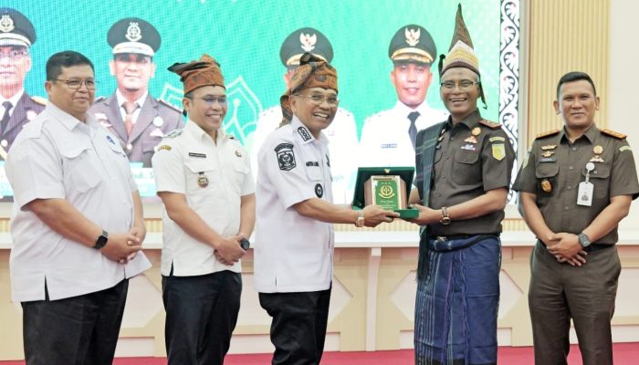 Bupati Simalungun: Kepatuhan Hukum Fondasi Tata Kelola Pemerintahan Bebas Korupsi