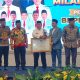 Wali Kota Pematangsiantar Wesly Silalahi Raih BKPRMI Award Peduli Anak Yatim dan Pemuda Masjid