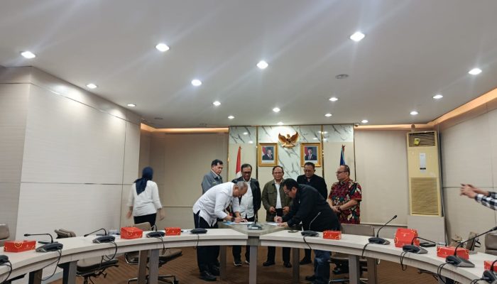 Perangi Hoaks, SMSI dan RRI Teken MoU Penguatan Kompetensi Media