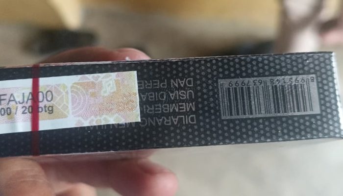 Gerebek Rumah Penjual di Pematang Kerasaan Rejo, Polisi Temukan 4 Kardus Rokok Ilegal Merek ST